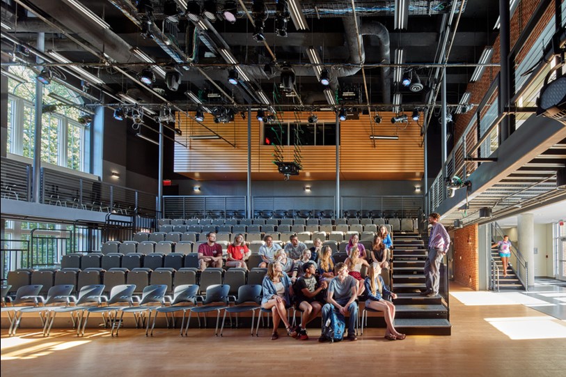 A 200-seat "black box" auditorium classroom provides a platform for testing experimental teaching strategies, group interactive exercises, and virtual teaching-collaboration.